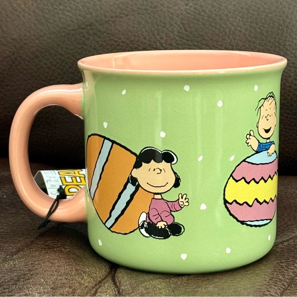 Happy Easter - Peanuts Gang with Easter Eggs Ceramic Mug - Picture 7 of 10